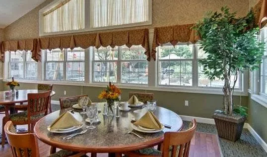 Ashland Villa Senior Living photo 8