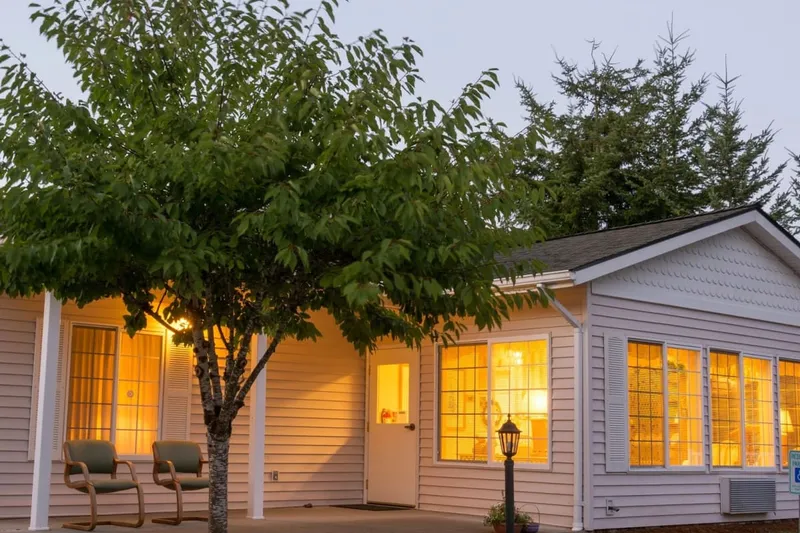 Ashley Pointe Senior Living photo 4