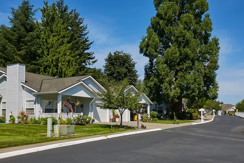 Ashley Pointe Senior Living photo 8