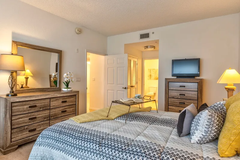 Aston Gardens At Parkland Commons