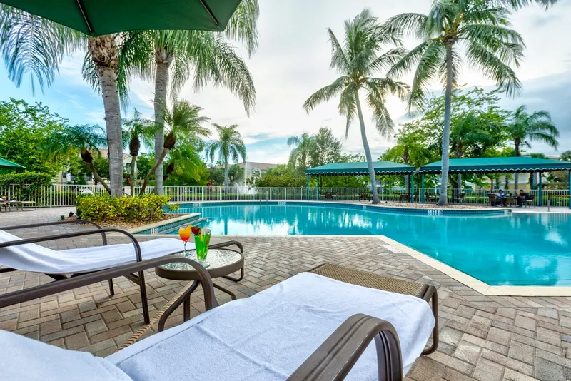 Aston Gardens At Parkland Commons photo 2