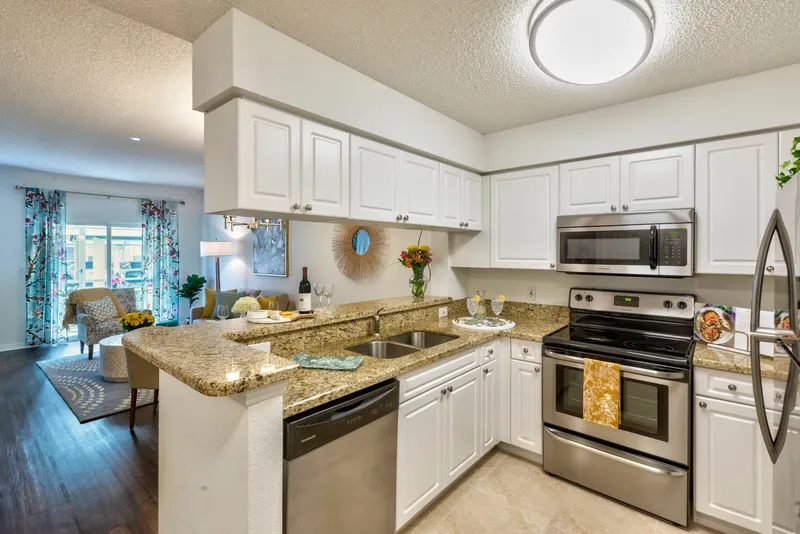 Aston Gardens At Parkland Commons photo 6