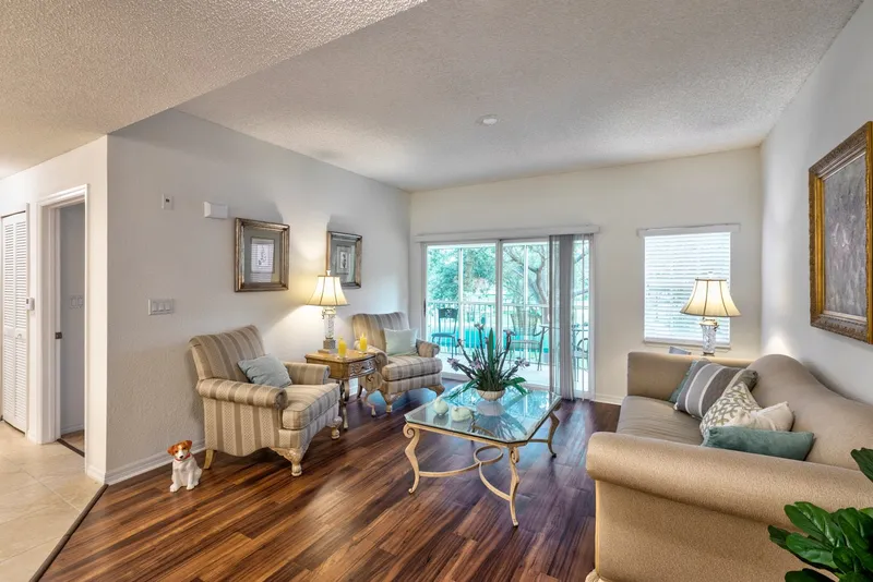 Aston Gardens At Parkland Commons photo 7