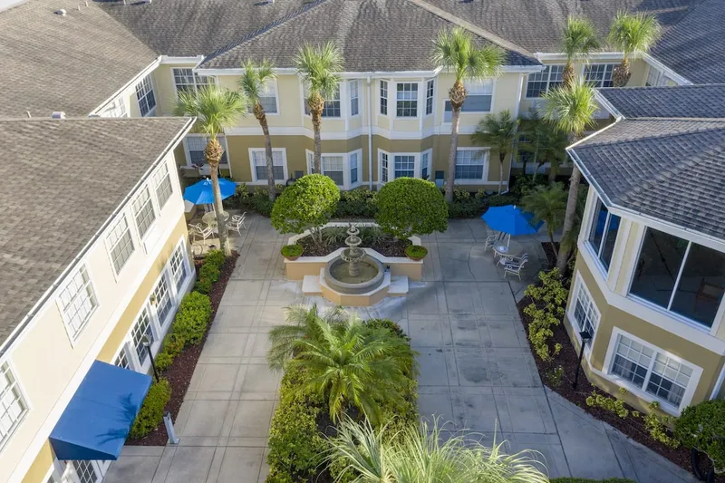 Aston Gardens At The Courtyards photo 7