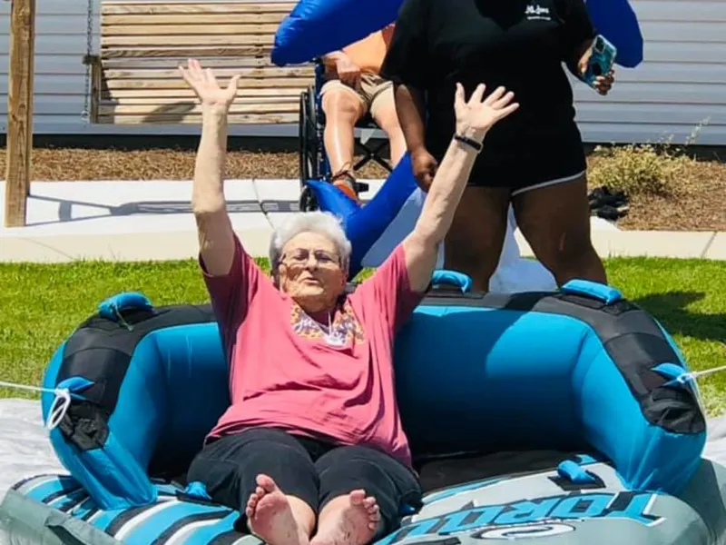 At Home Senior Living of Cochran photo 3