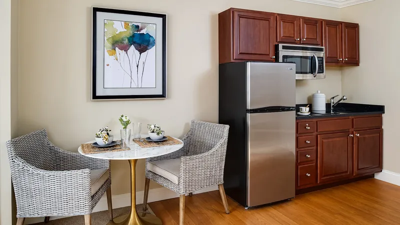 Atria Aquidneck Place photo 4