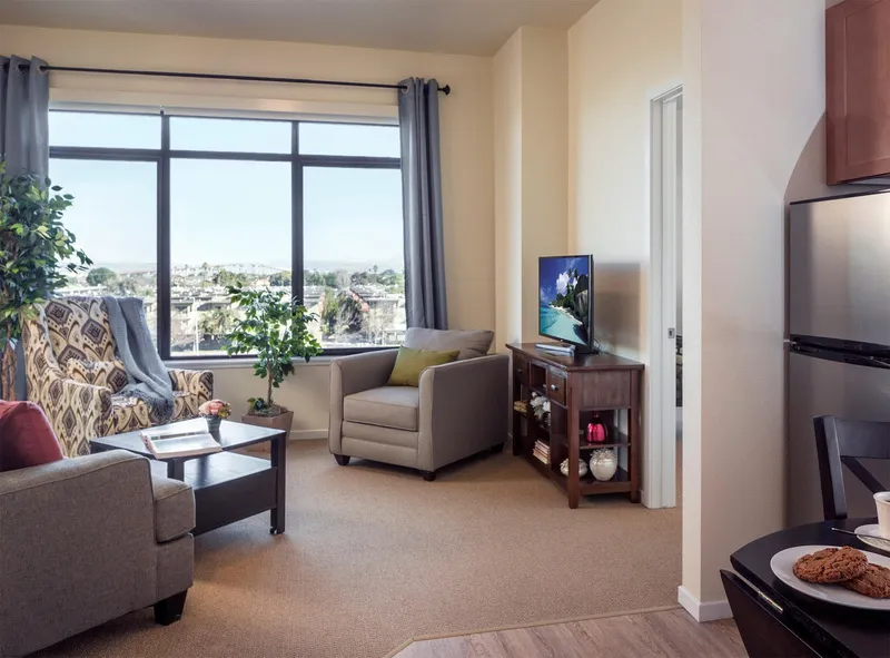 Atria at Foster Square photo 3