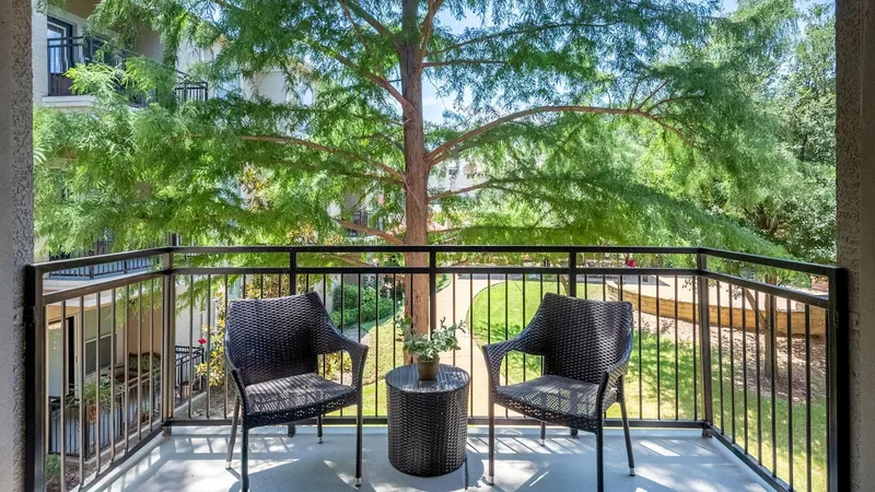 Atria at Hometown photo 8