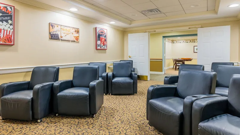 Atria Bay Shore photo 8