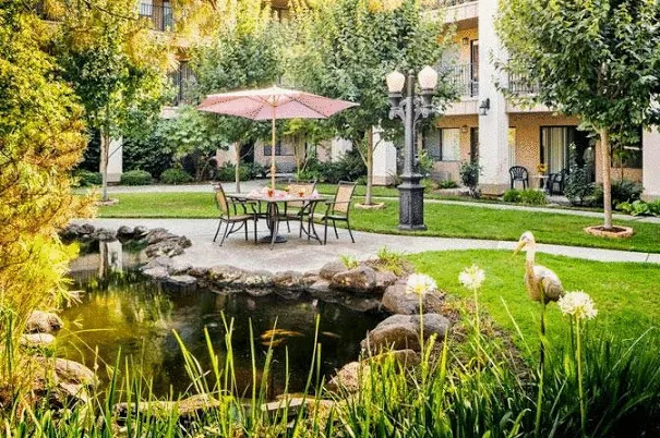 Atria Carmichael Oaks