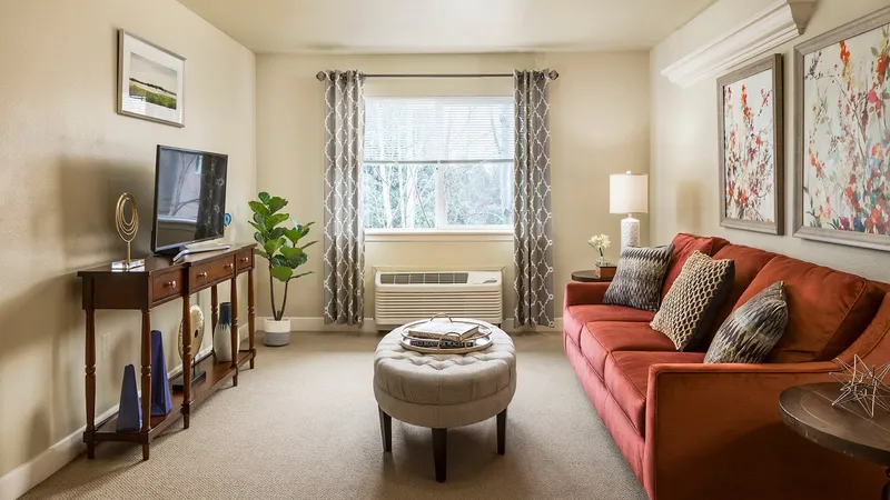 Atria Carmichael Oaks photo 3