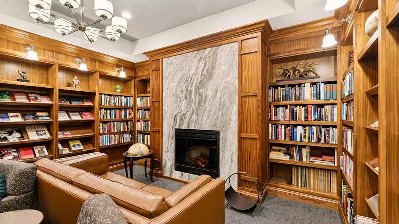 Atria Center City photo 9