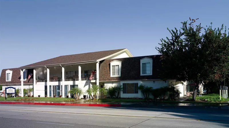 Atria Covina photo 3