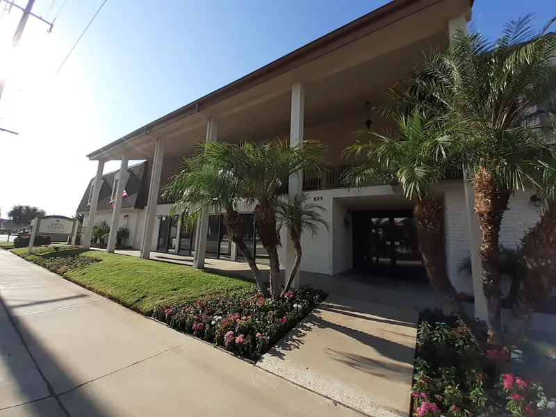 Atria Covina photo 8