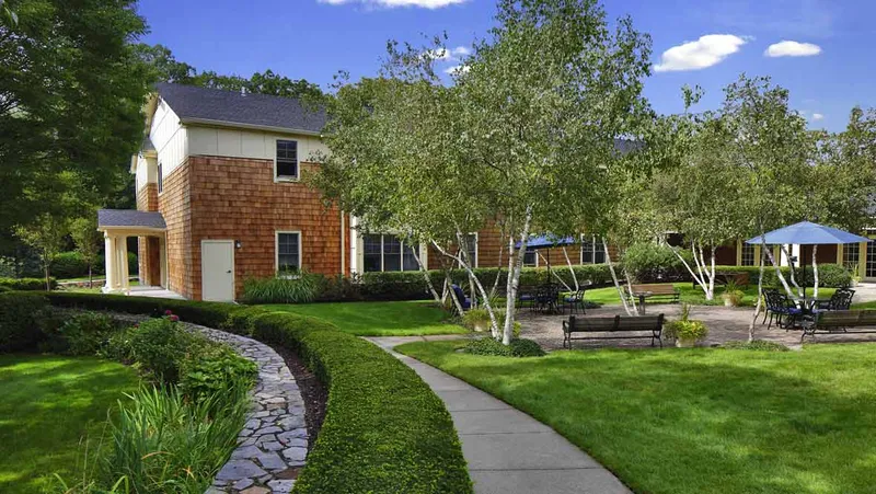 Atria Darien photo 7