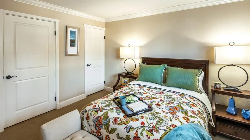 Atria Del Rey photo 3