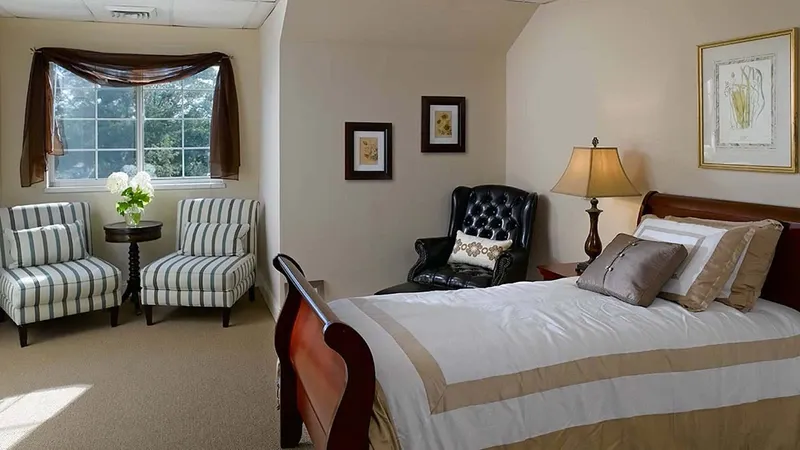 Atria East Northport photo 8