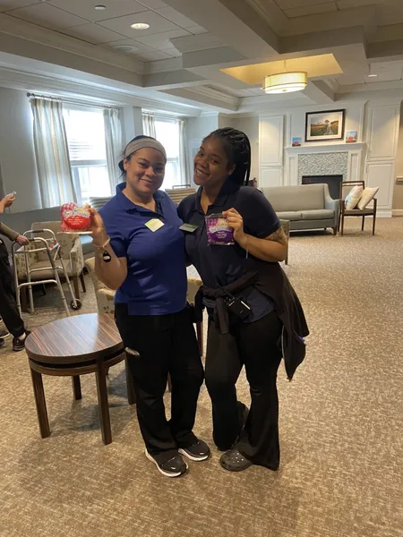 Atria Lafayette Hill photo 9