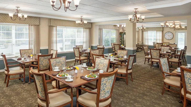 Atria Lincoln Place photo 5