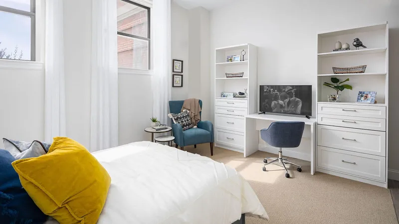 Atria Maplewood Place photo 5