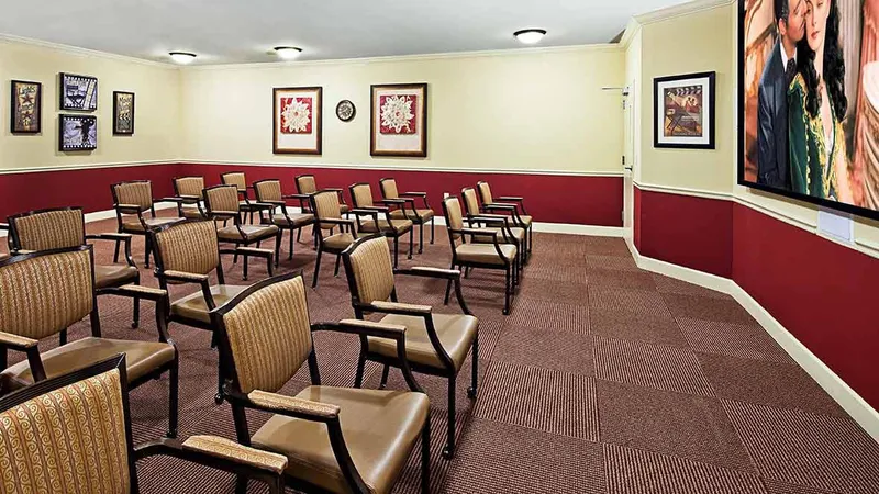 Atria Oakridge photo 4