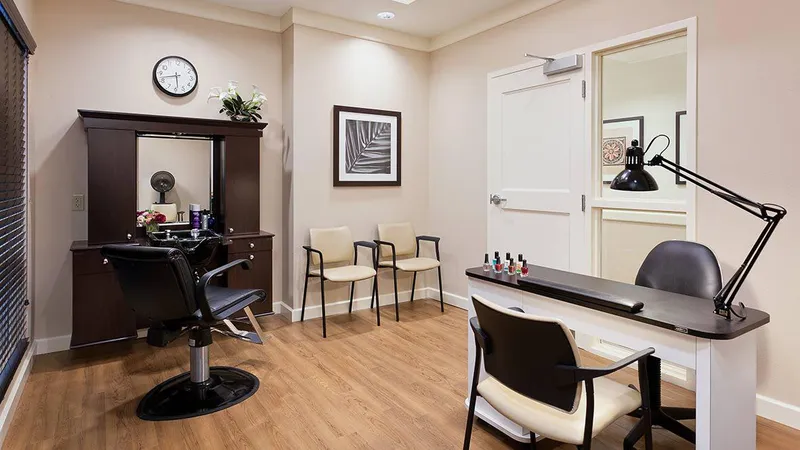 Atria Palm Desert photo 3