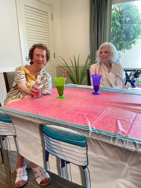 Atria Palm Desert photo 9