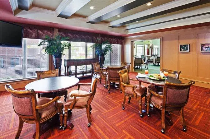 Atria Southpoint Walk photo 5