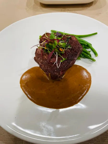 Atria Tarzana photo 9