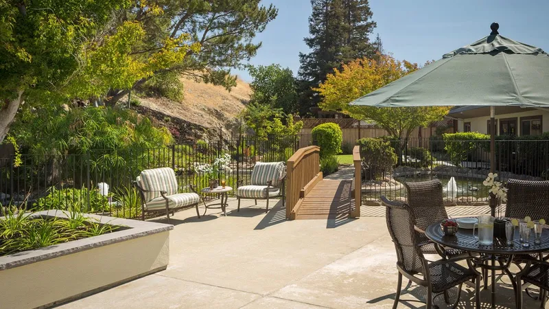 Atria Walnut Creek photo 4