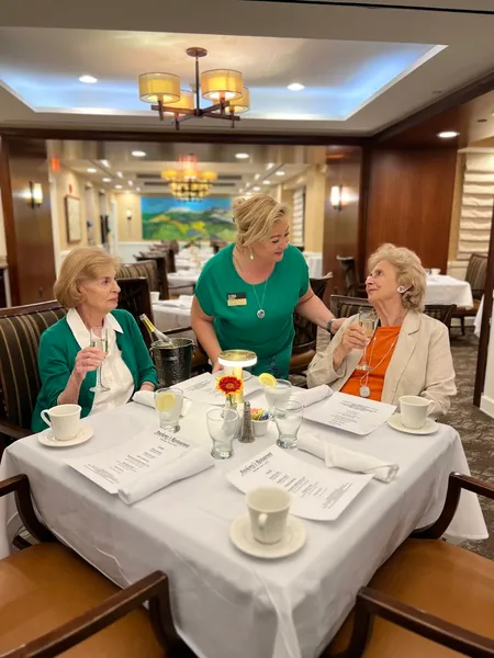 Atria West 86 - senior living in New York, New York - photo 9