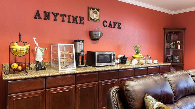 Atria Westchase photo 8