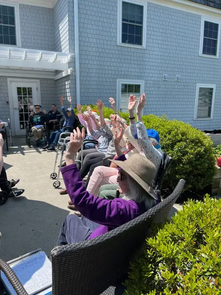 Atria Woodbriar Place photo 9