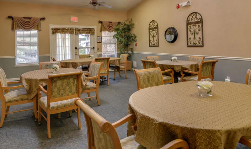 Auburn Creek Senior Living photo 7