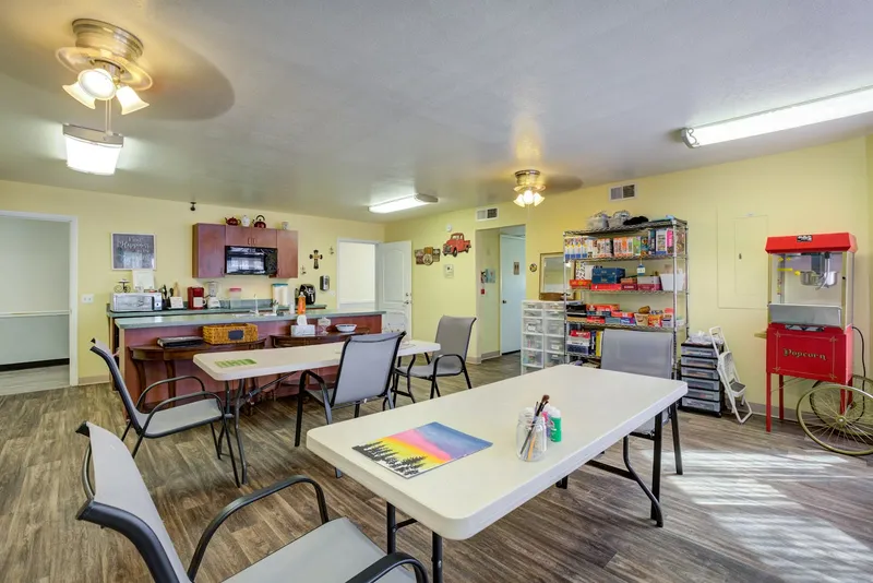 Avista Senior Living Downtown Mesa photo 9