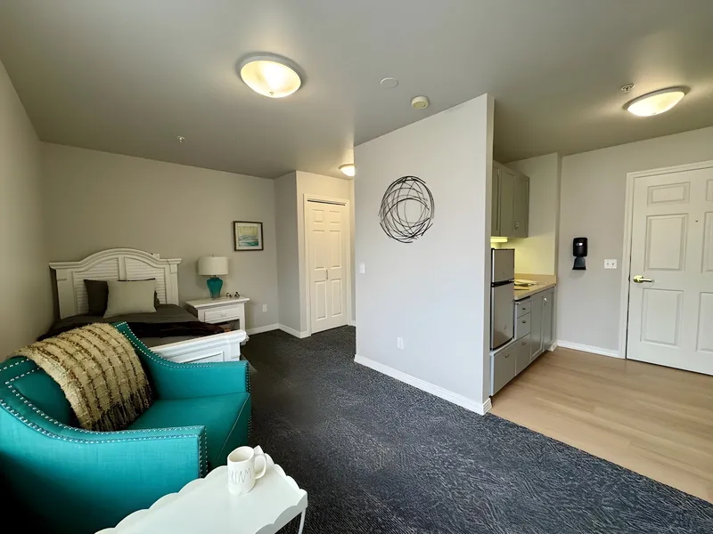 Avista Senior Living Garden City photo 3