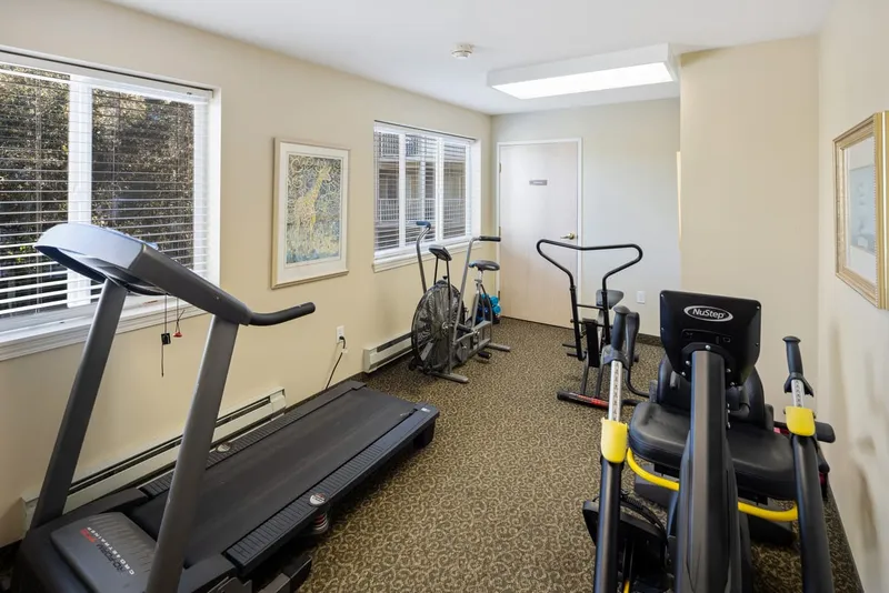 Azalea Park Senior Living photo 3