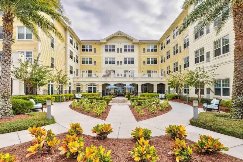 Azpira at Windermere