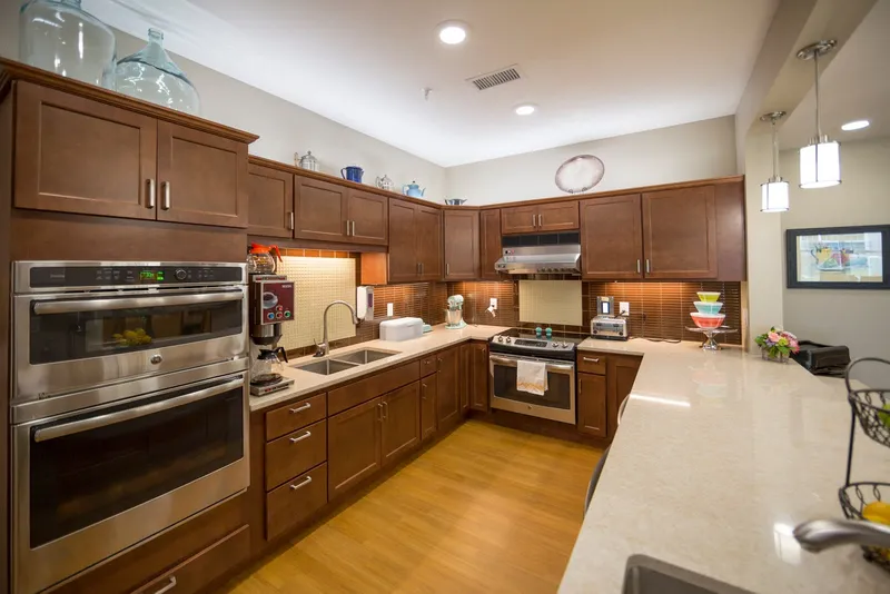 Azura Memory Care of Oak Creek photo 2