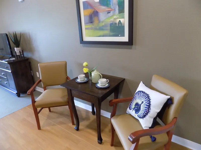 Azura Memory Care of Oak Creek photo 7