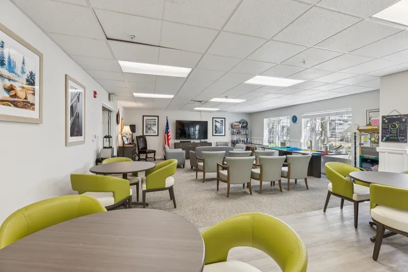 Bay Pointe by Cogir - senior living in Bremerton, Washington - photo 10