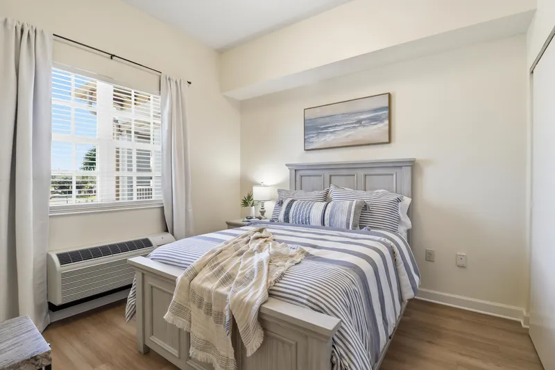 Beach House - senior living in Naples, Florida - photo 12