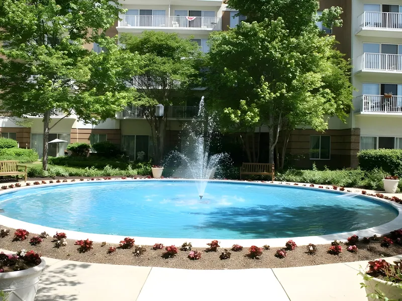 Bedford Court photo 2