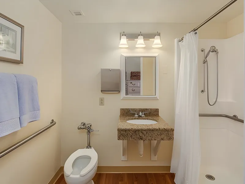 Bedford Court photo 4