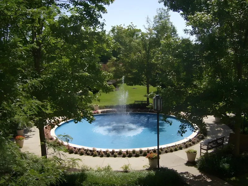 Bedford Court photo 9