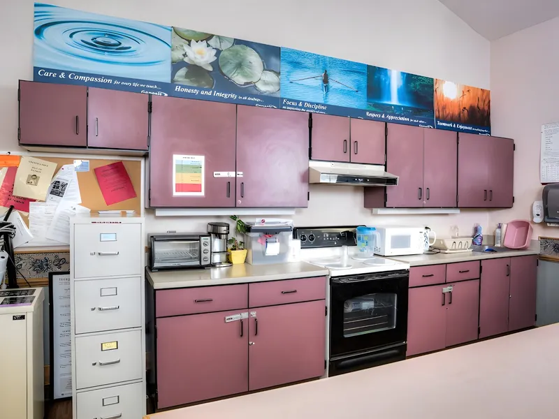 Belen Meadows Healthcare and Rehabilitation Center photo 6