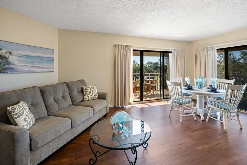 Belleair Towers photo 6