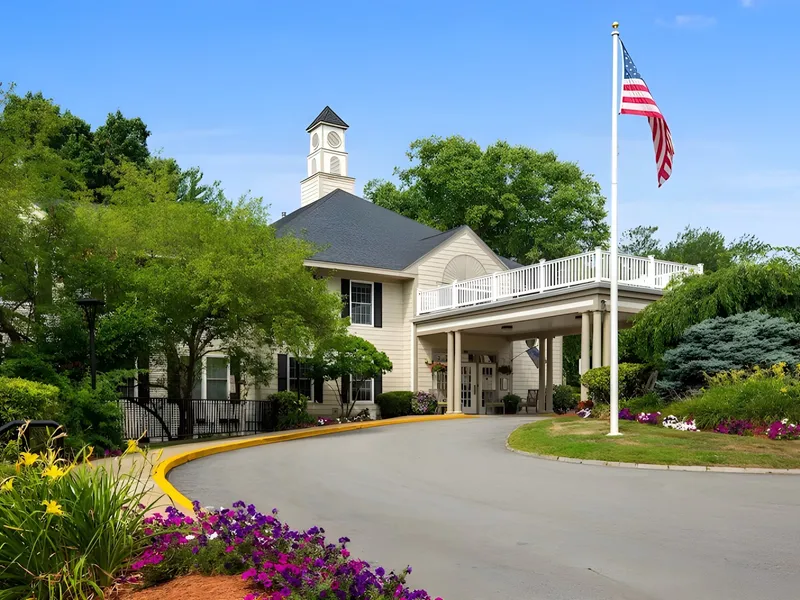 Benchmark Senior Living at Chelmsford Crossings photo 3