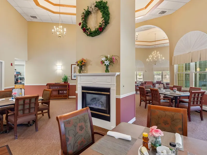 Benchmark Senior Living at Chelmsford Crossings photo 5