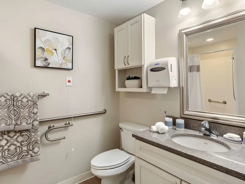 Benchmark Senior Living at Chelmsford Crossings photo 9